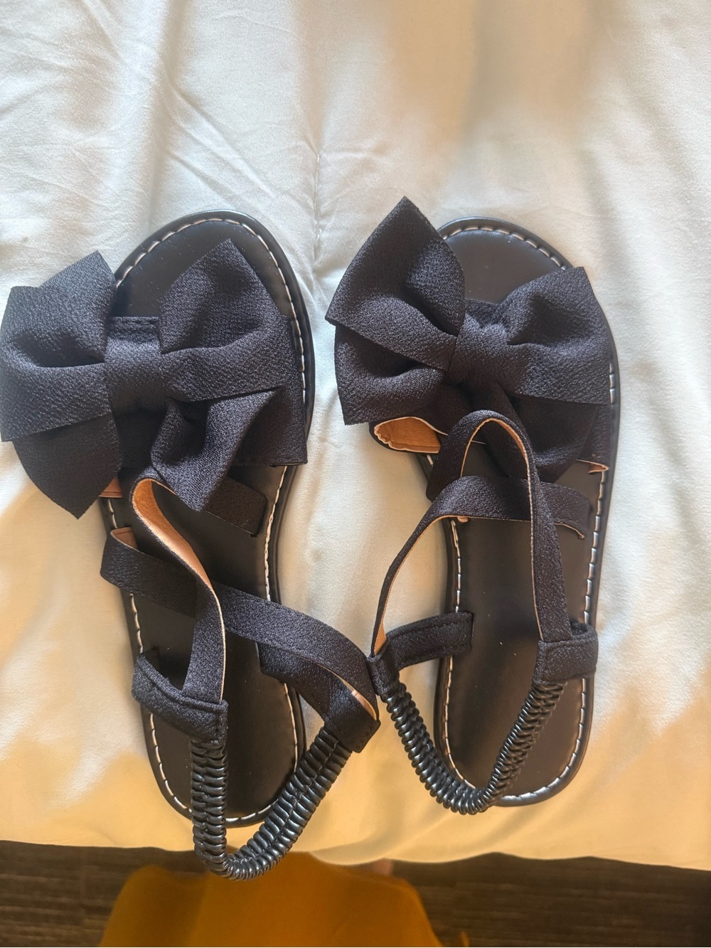 Womans Black Bow Slingback Sandals